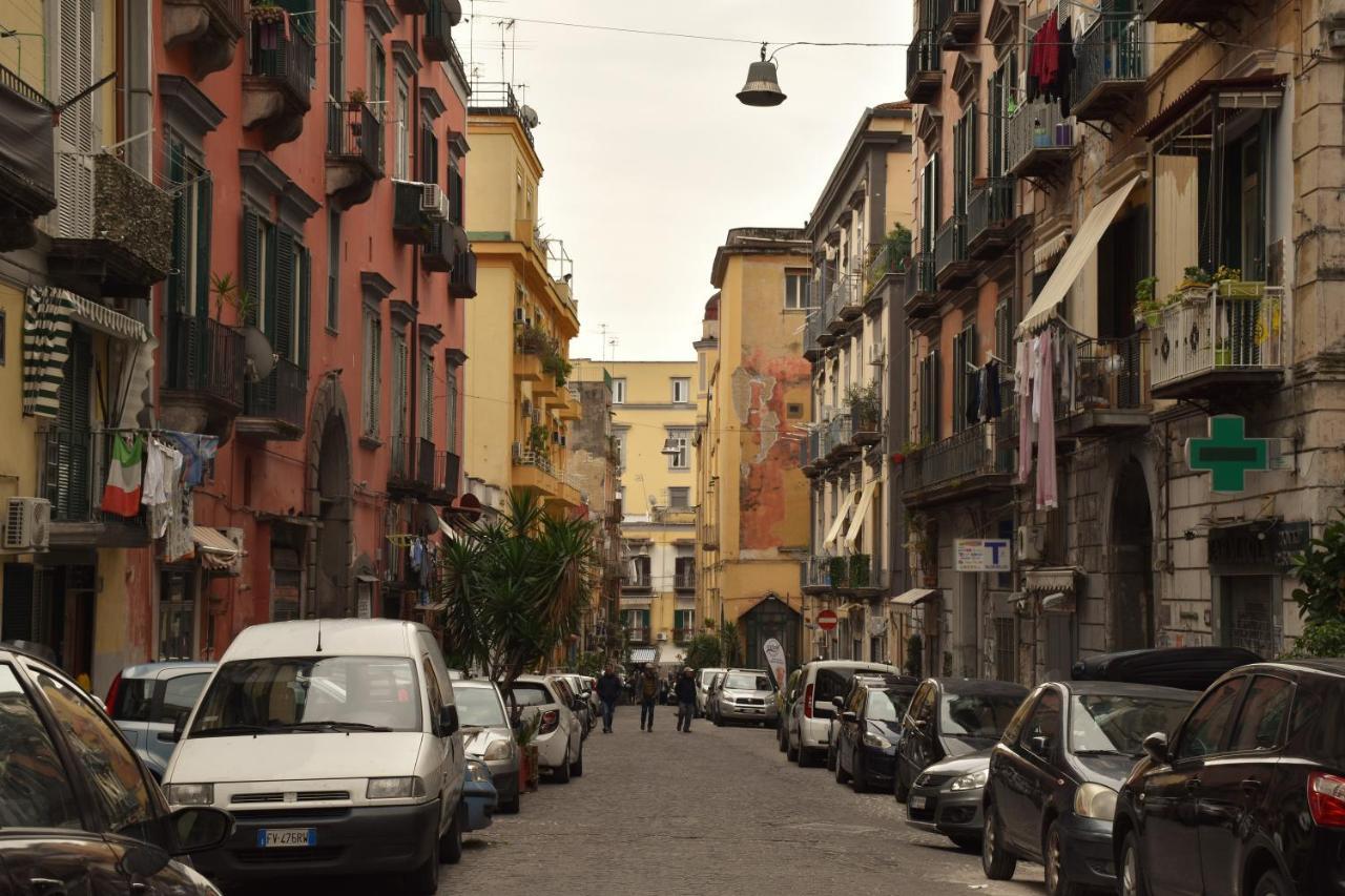 La Cartolina Di Parking Free Small Car * Neapel